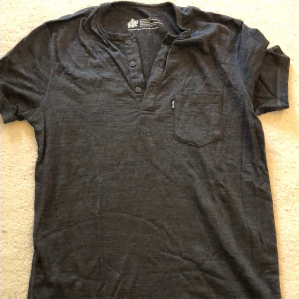 Woolly short sleeve henley 100% merino small